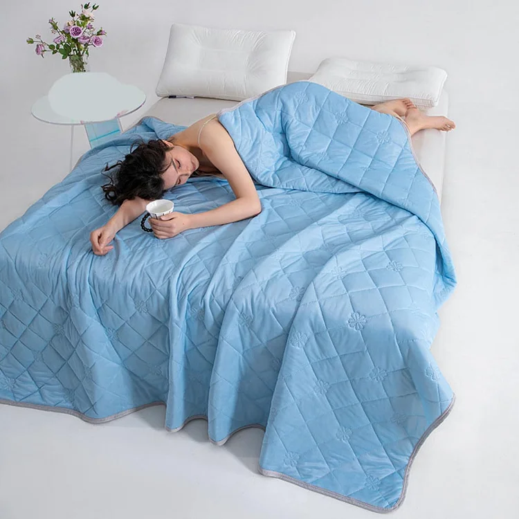 Cooling Blankets  Lightweight Summer Cold Blankets Radinnoo.com