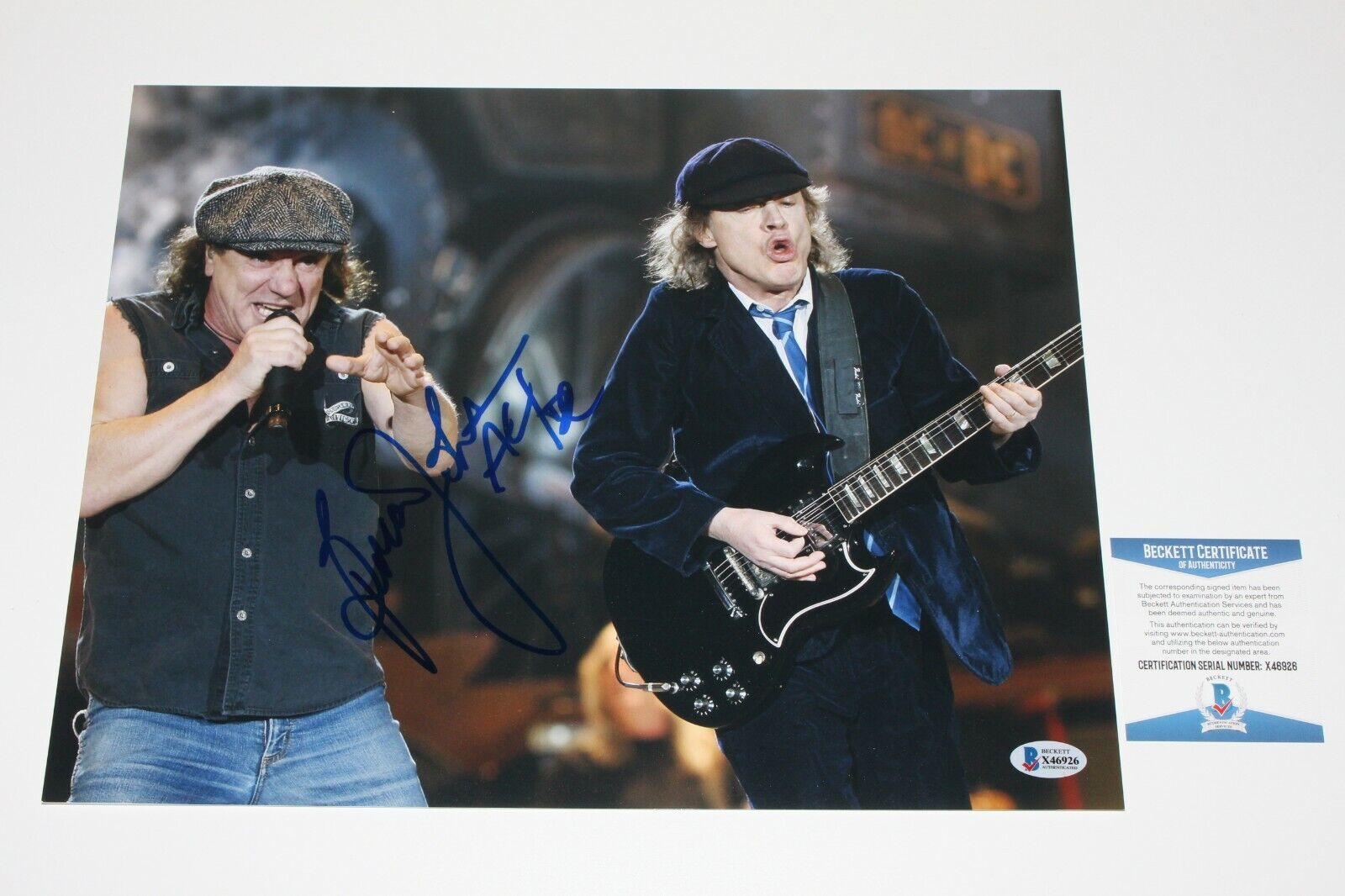 BRIAN JOHNSON AC/DC SIGNED 11x14 CONCERT Photo Poster painting BECKETT COA ANGUS YOUNG BAND TOUR