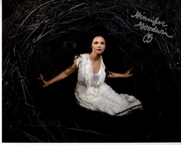 GINNIFER GOODWIN Signed ONCE UPON A TIME MARY MARGARET BLANCHARD Photo Poster painting