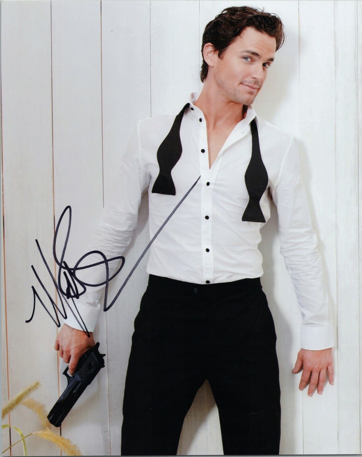 ~~ MATT BOMER Authentic Hand-Signed Doom Patrol - Negative Man