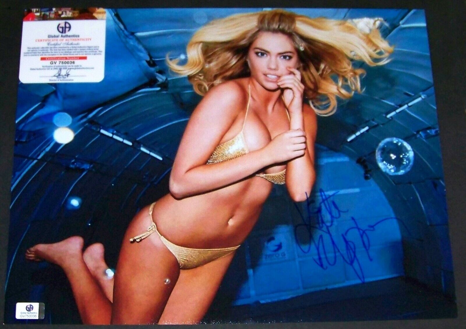 HOT NEW ITEM! Kate Upton Signed Autographed 11x14 Photo Poster painting GV GA Global GAI COA!