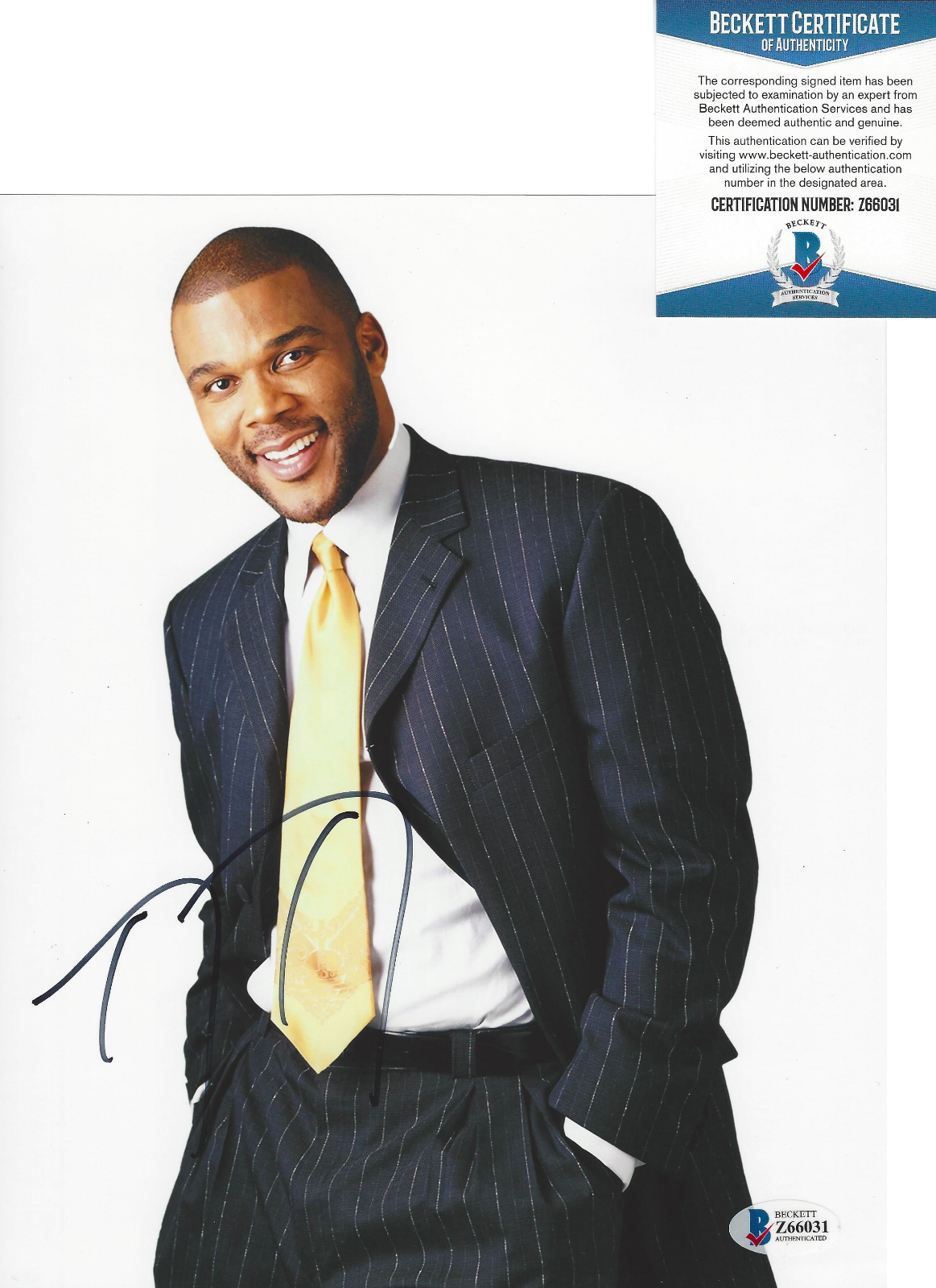 TYLER PERRY SIGNED MADEA FAMILY REUNION 8x10 Photo Poster painting ACTOR MOVIE BECKETT COA BAS