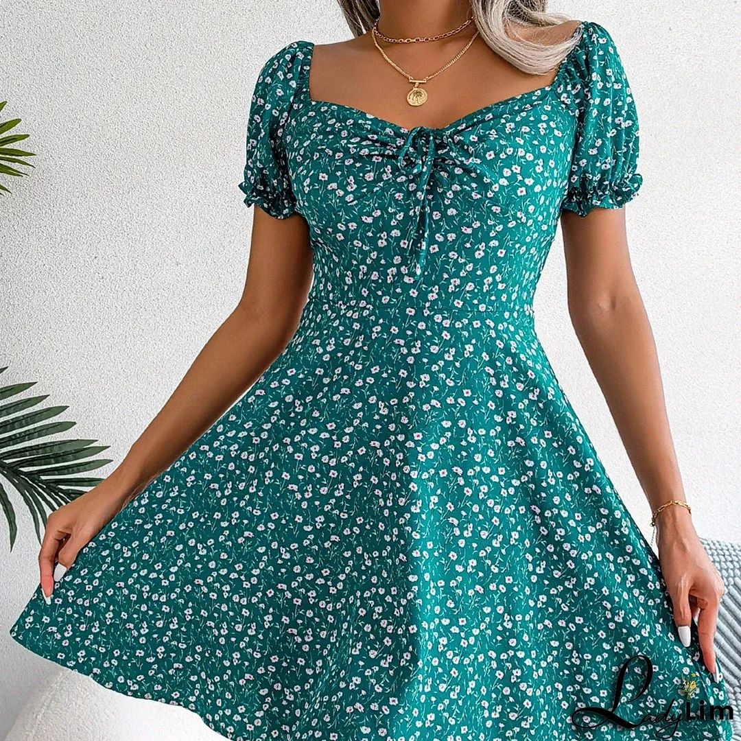 Effortless and airy Dress