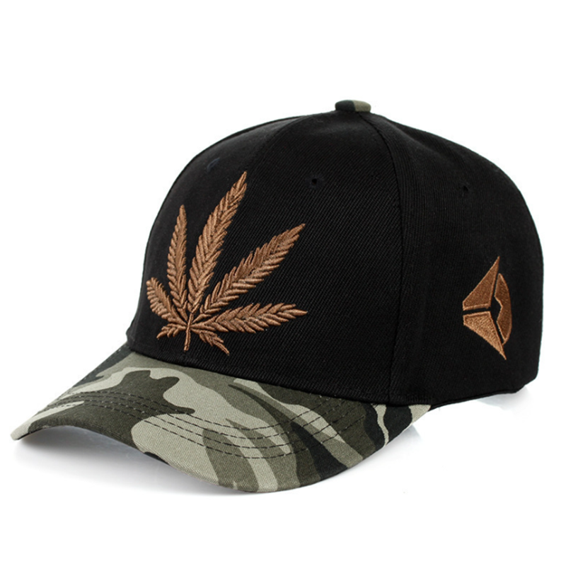 Camouflage Color Matching Maple Leaf Embroidery Casual Hat