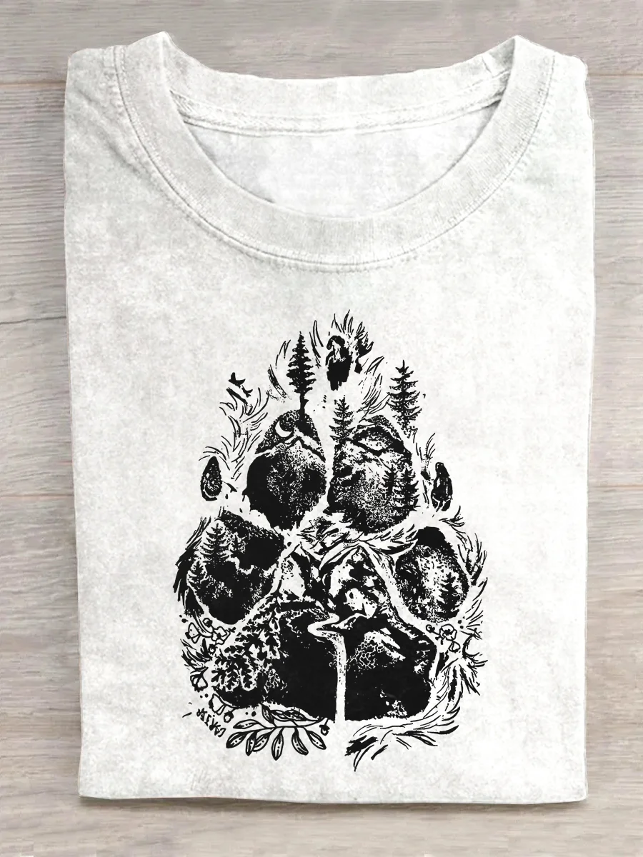 Eagerlys Animal Paw Prints and Forest T-shirt Eagerlys