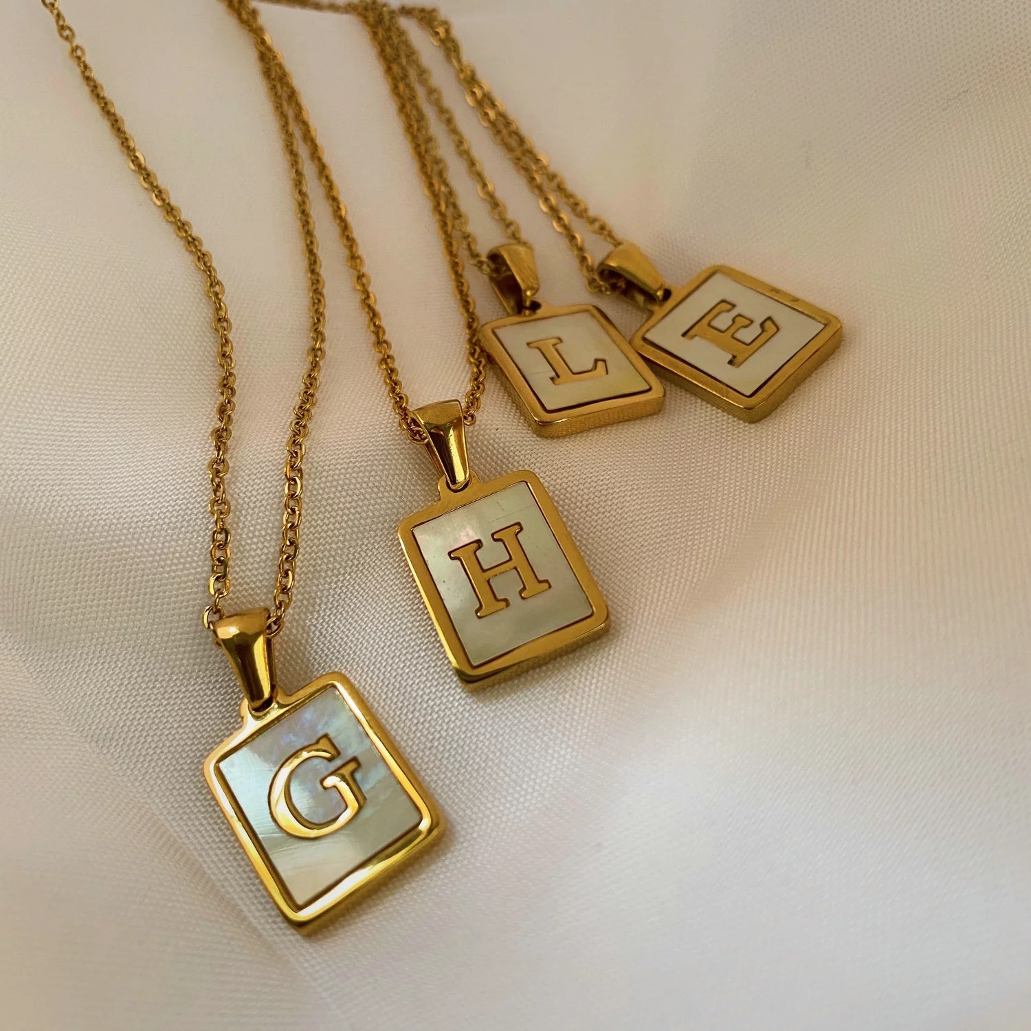 Luxe 18K Gold-Plated Stainless Steel Alphabet A-Z Necklace with White Shell Pendant for Women Wholesale