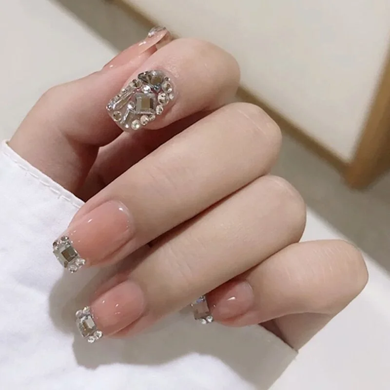 24PCS Fake Nails with Shiny Bow Diamond Design  Long Coffin Head French Style Press on Nails Wearable Full Finished Nail Patches-Nail Inspo