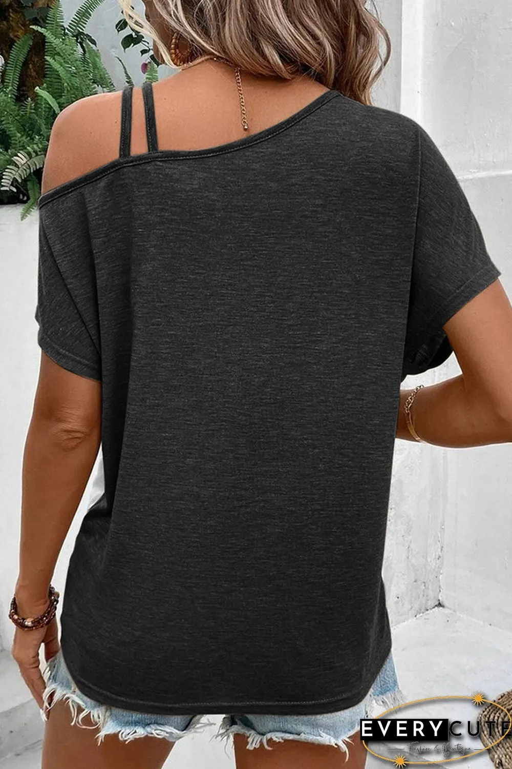Black Asymmetric Colorblock Strappy Cold Shoulder Twist Hem Top