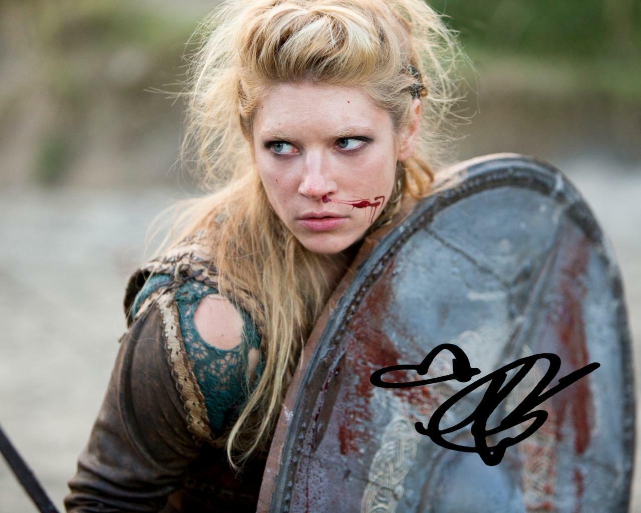 Katheryn Winnick Vikings SIGNED AUTOGRAPHED 10 X 8