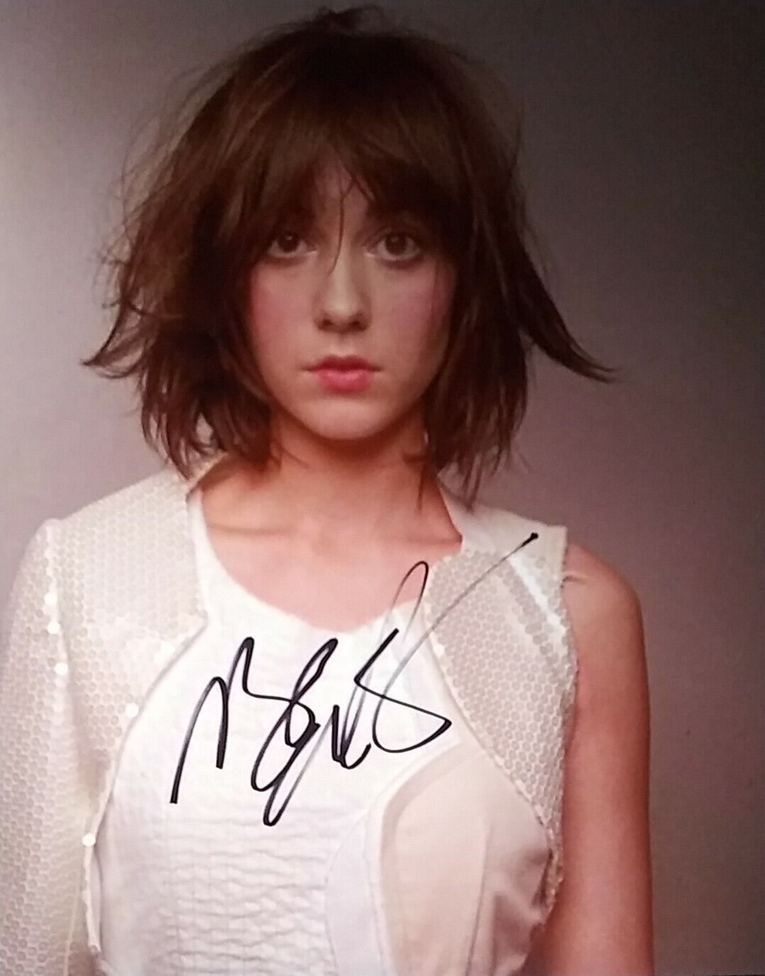 Mary Elizabeth Winstead signed 8x10