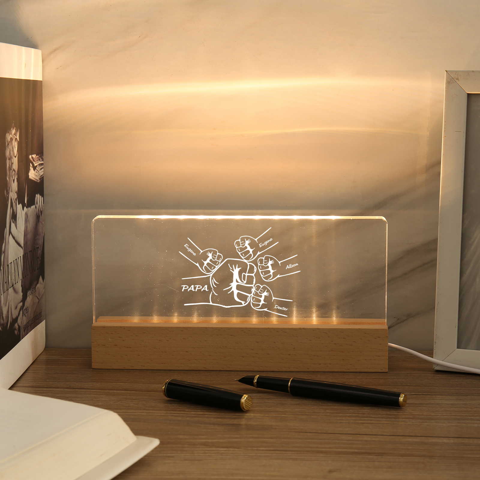 À mon Papa/Papi- Lampe de chevet LED Poings 5 Prénoms Personnalisés