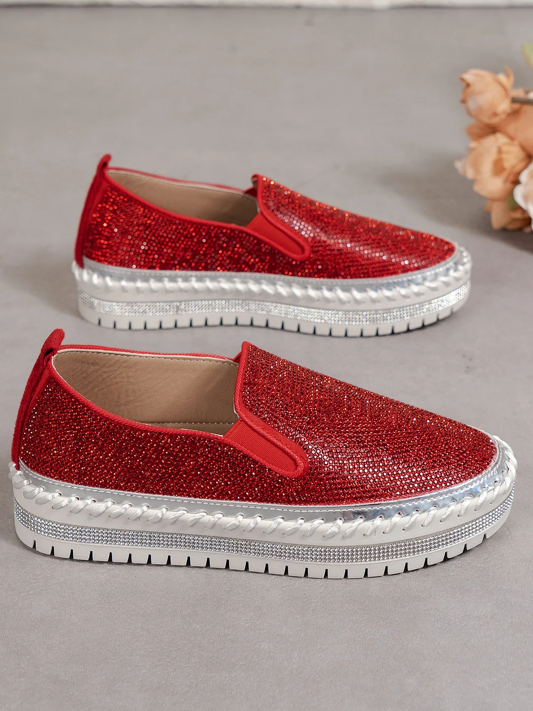 Yyvonne And Autumn 2025 New Lefu Shoes Thick Sole Lazy One Foot Pedal Drilling Shoes Women's Flat-Bottomed Shoes