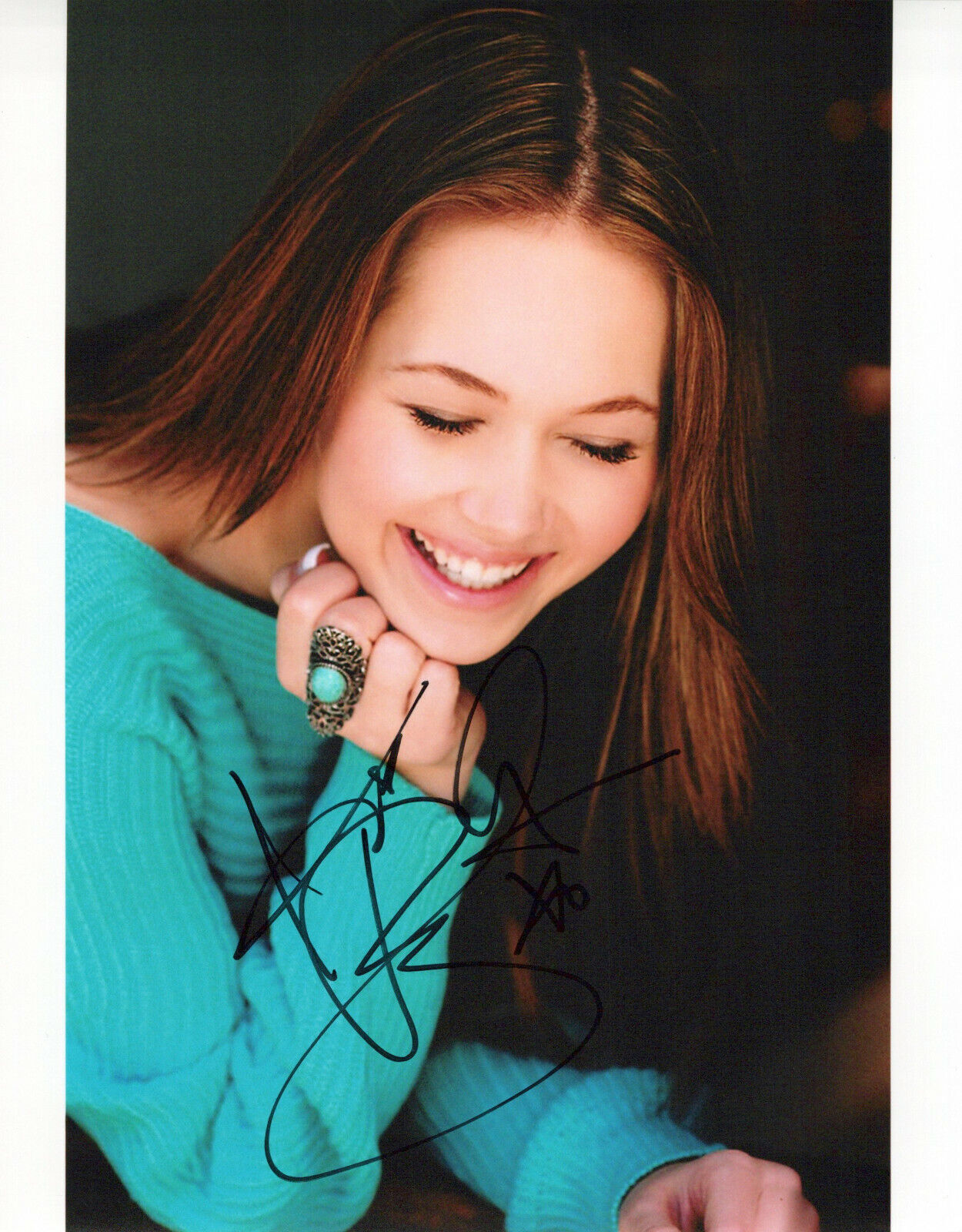 Kelli Berglund glamour shot autographed Photo Poster painting signed 8x10 #4