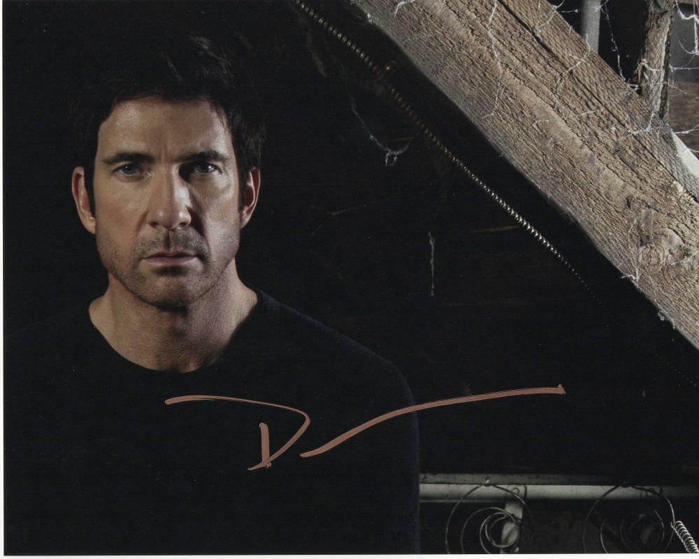 DYLAN MCDERMOTT SIGNED AUTOGRAPH 8X10 Photo Poster painting - AMERICAN HORROR STORY STUD, HOT