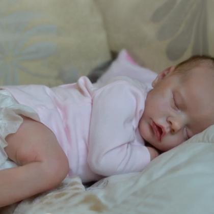 Silicone Baby Girl Doll 12'' Realistic Mini Reborn Baby Macy, Waterproof Bath Sleeping Doll 2024 -Creativegiftss® - [product_tag] RSAJ-Creativegiftss®