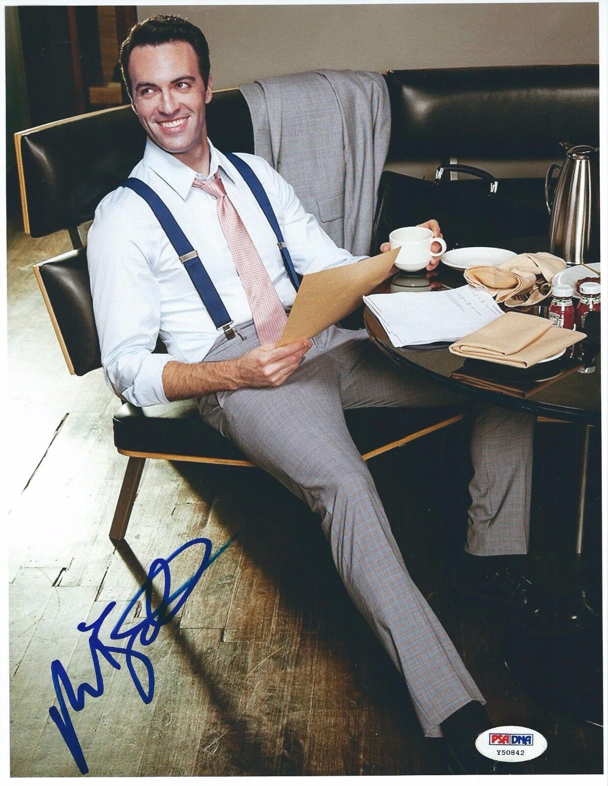 Reid Scott Signed 8.5x11 Photo Poster painting PSA Y50842