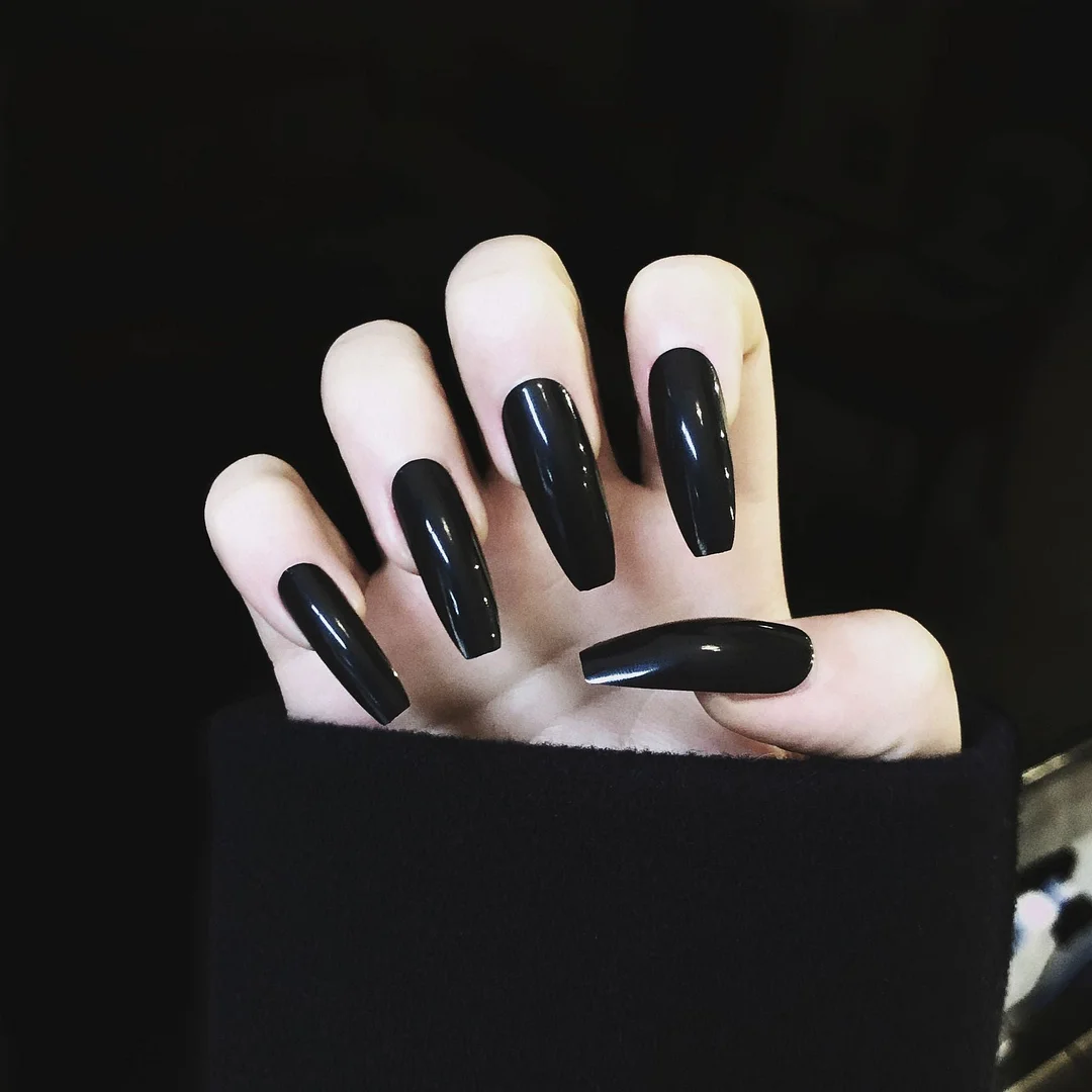 24pcs/Set Long Coffin Fake Nails European White Black Nail Decoration Ballerina Full Nail Art Tips Artificial Press on Nails-Nail Inspo