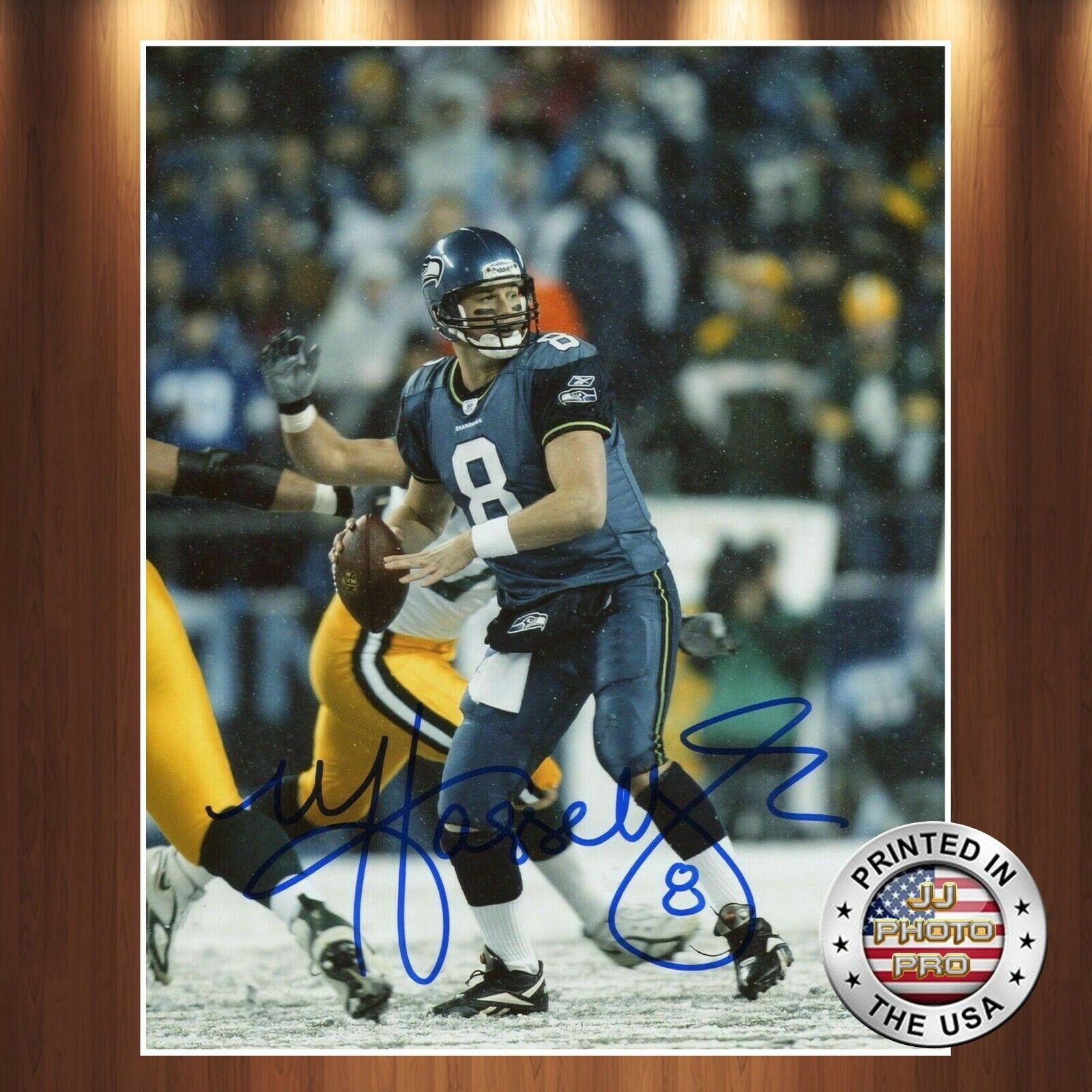 Matt Hasselbeck Autographed Signed 8x10 Photo Poster painting (Seahawks) REPRINT