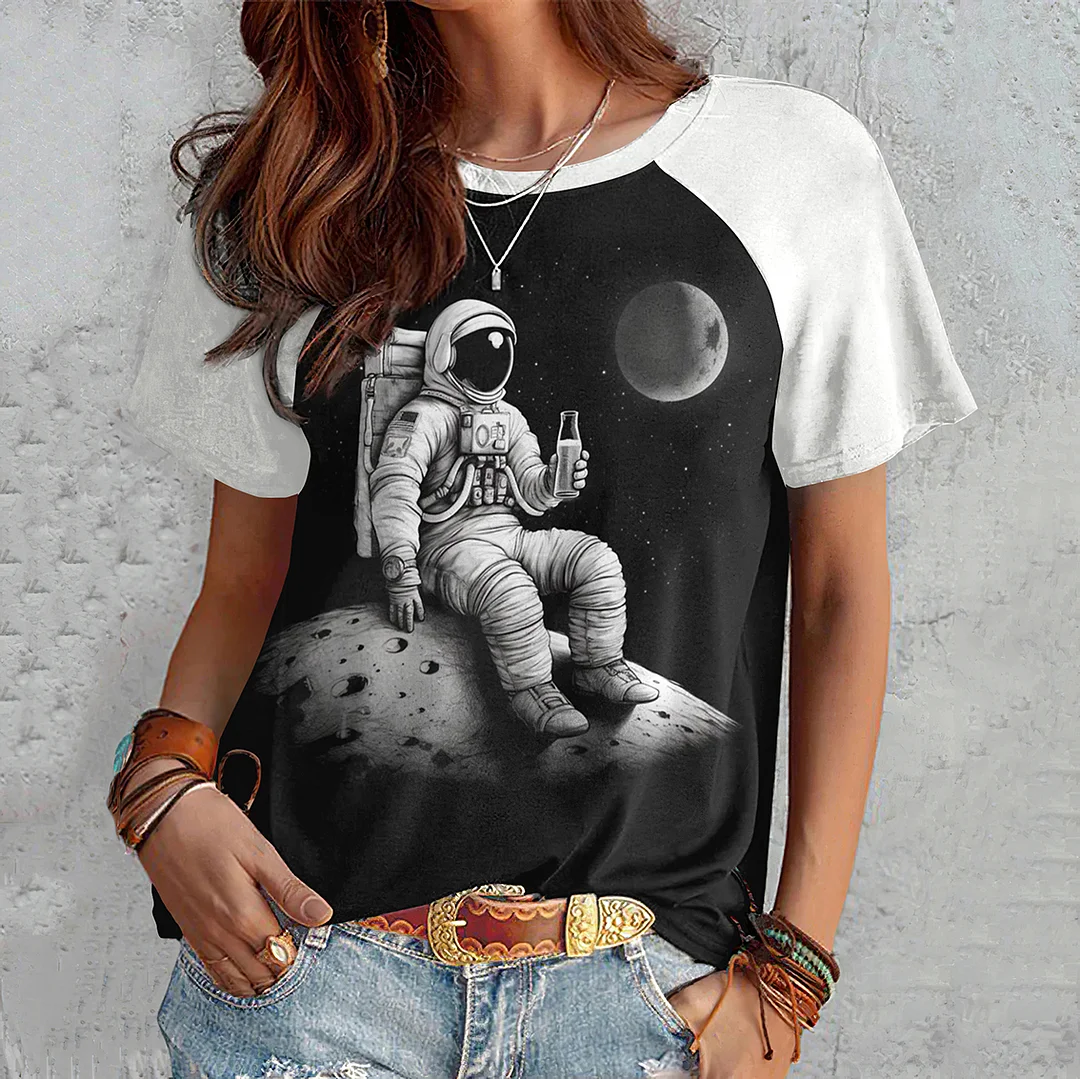Astronaut Print Round Neck Short Sleeve T-Shirt