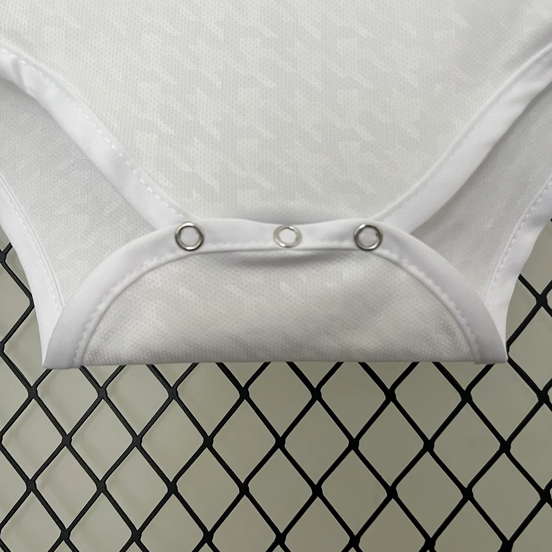 24/25 Real madrid Home Baby Size 9-12 Football Shirt Thai Quality