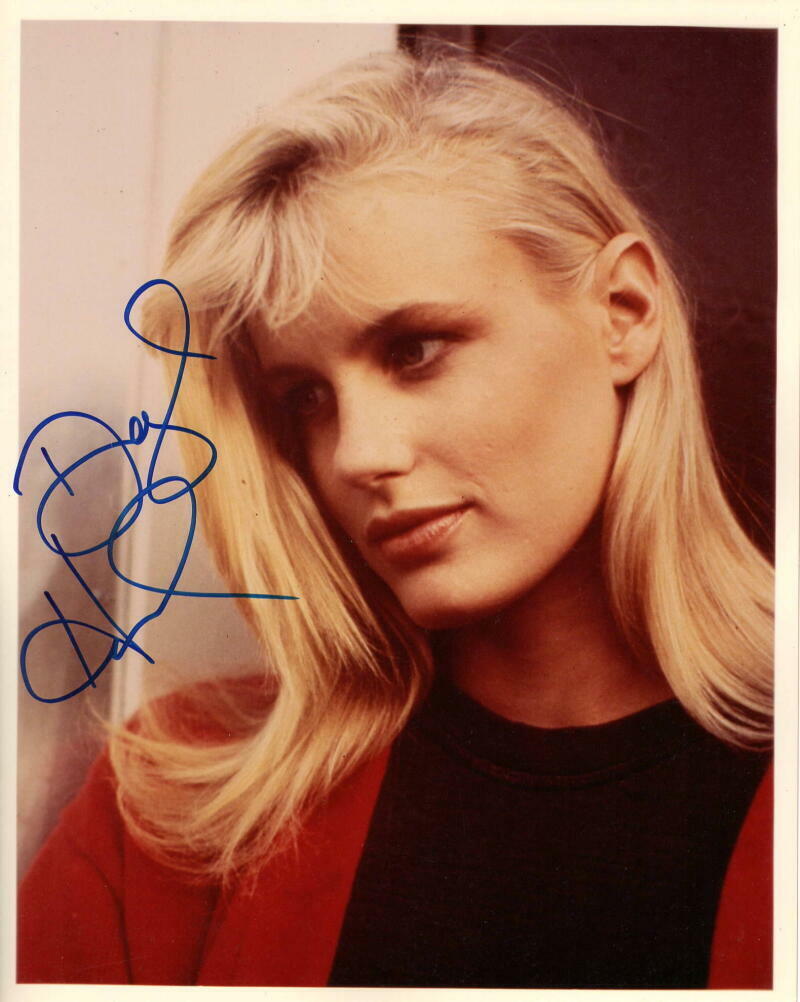 DARYL HANNAH SIGNED AUTOGRAPH 8X10 Photo Poster painting - SEXY BLADE RUNNER, KILL BILL STAR