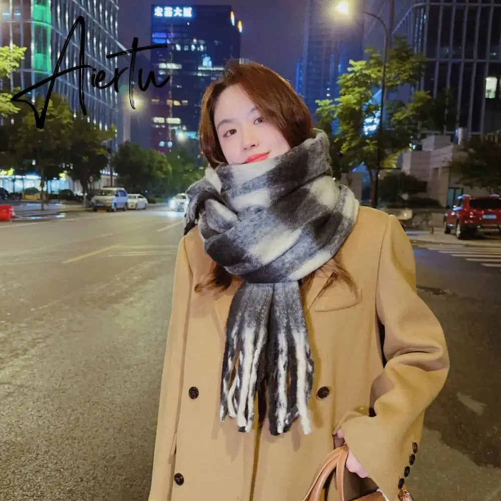 New Thickened Warm Men and Women's Scarf Simple Wind Fashion Wild Plaid Imitation Cashmere Girl Student Windproof Scarves Aiertu