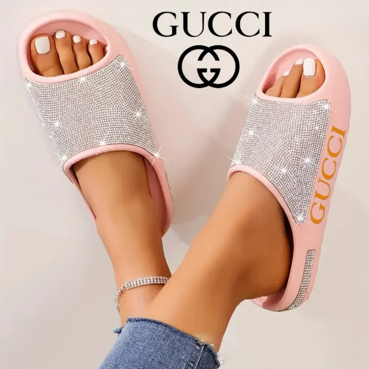 NAJMÓDNEJŠIE SANDÁLE NA PLATFORME GUCCI®