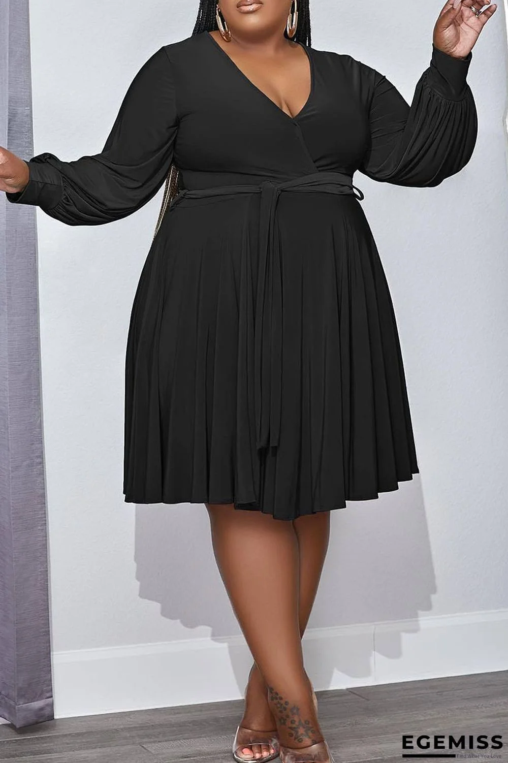 Black Casual Solid Patchwork V Neck Long Sleeve Plus Size Dresses | EGEMISS