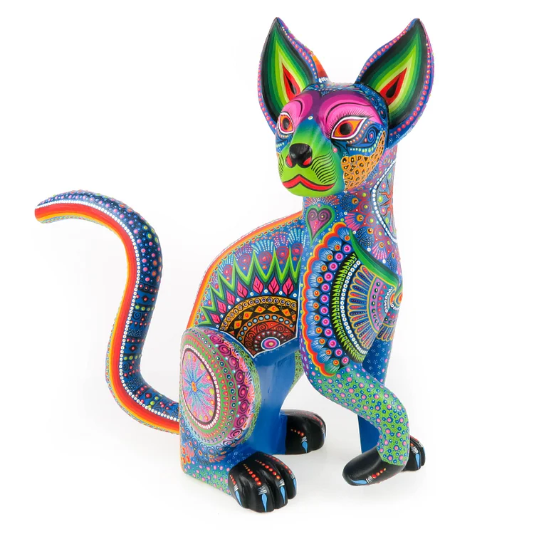 Beautiful Cat - Oaxacan Alebrije Wood Carving