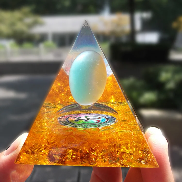 5cm Orgonite Pyramid Heal Chakra Crystal Stone Energy Orgone Generator (C)