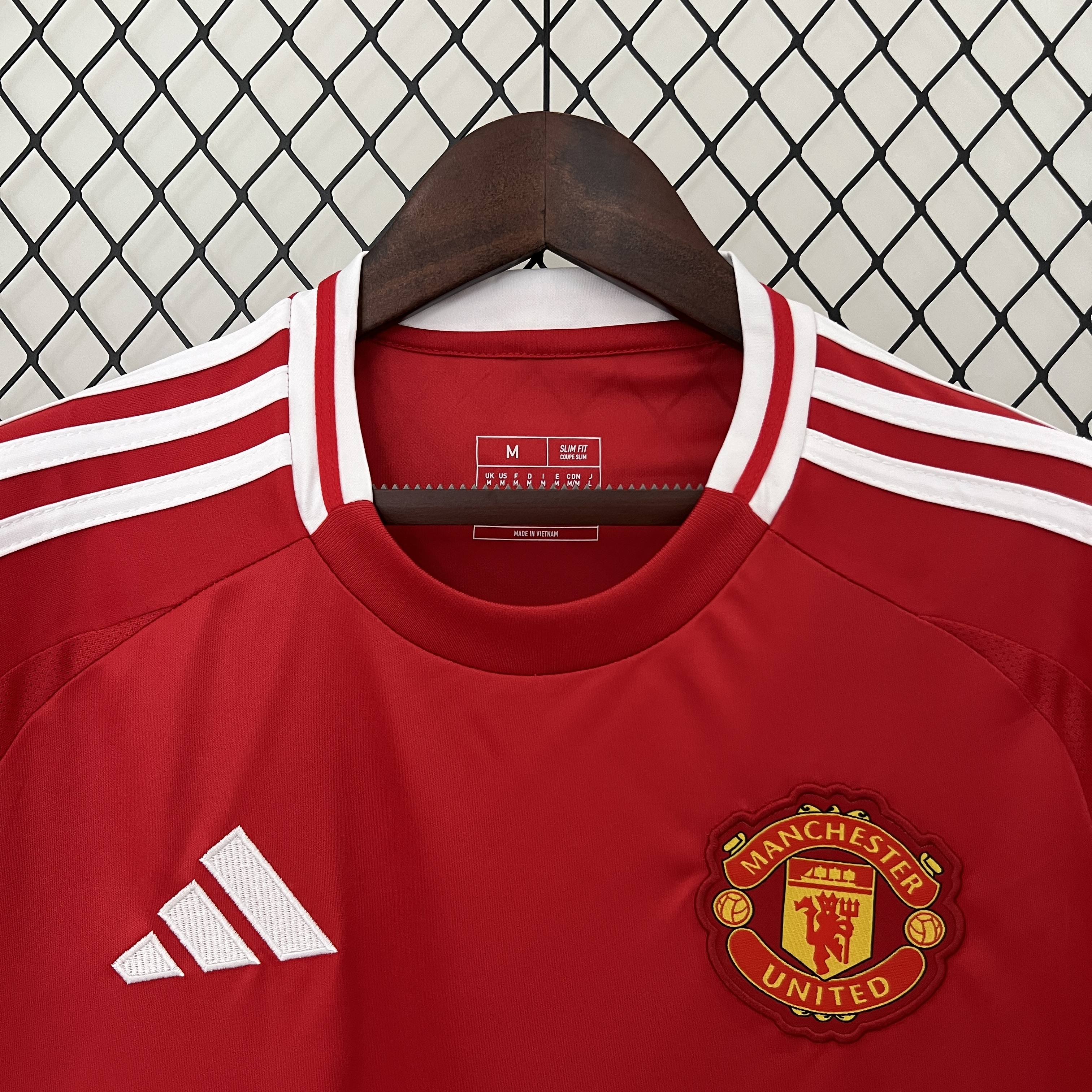 24/25 Football Shirt Manchester United Home Thai Quality