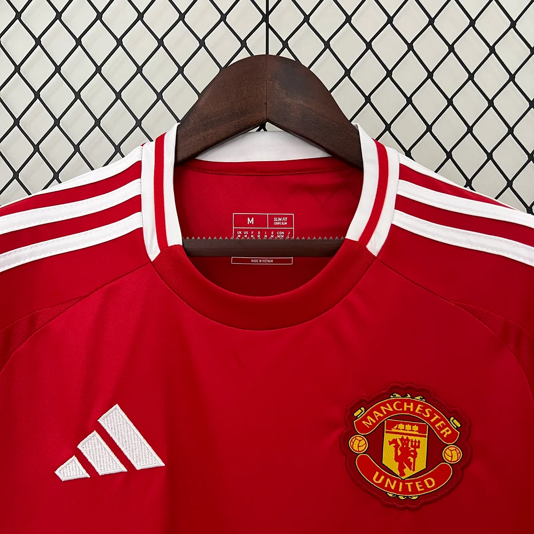 24/25 Football Shirt Manchester United Home Thai Quality