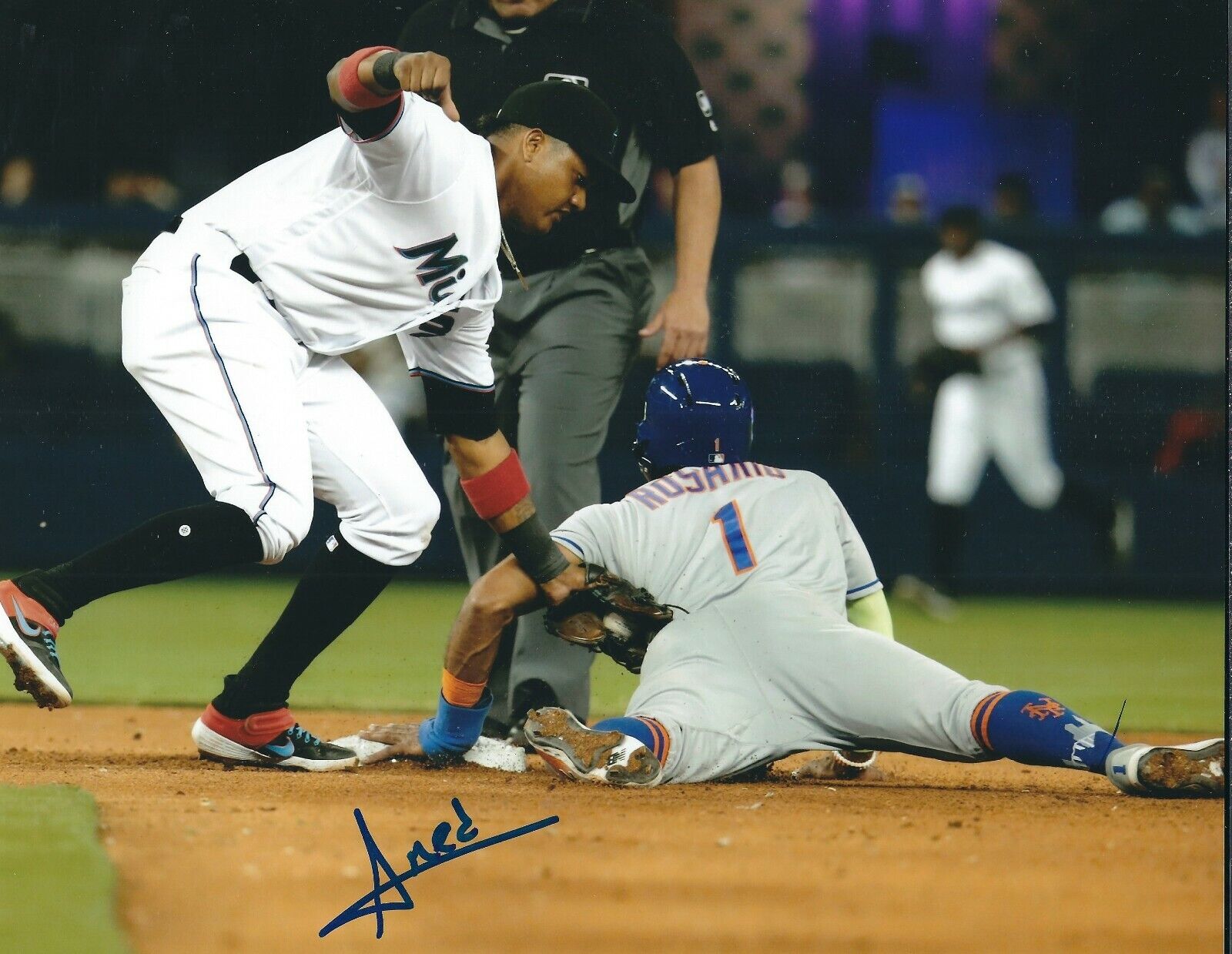 Signed 8x10 AMED ROSARIO New York Mets Autographed Photo Poster painting - COA