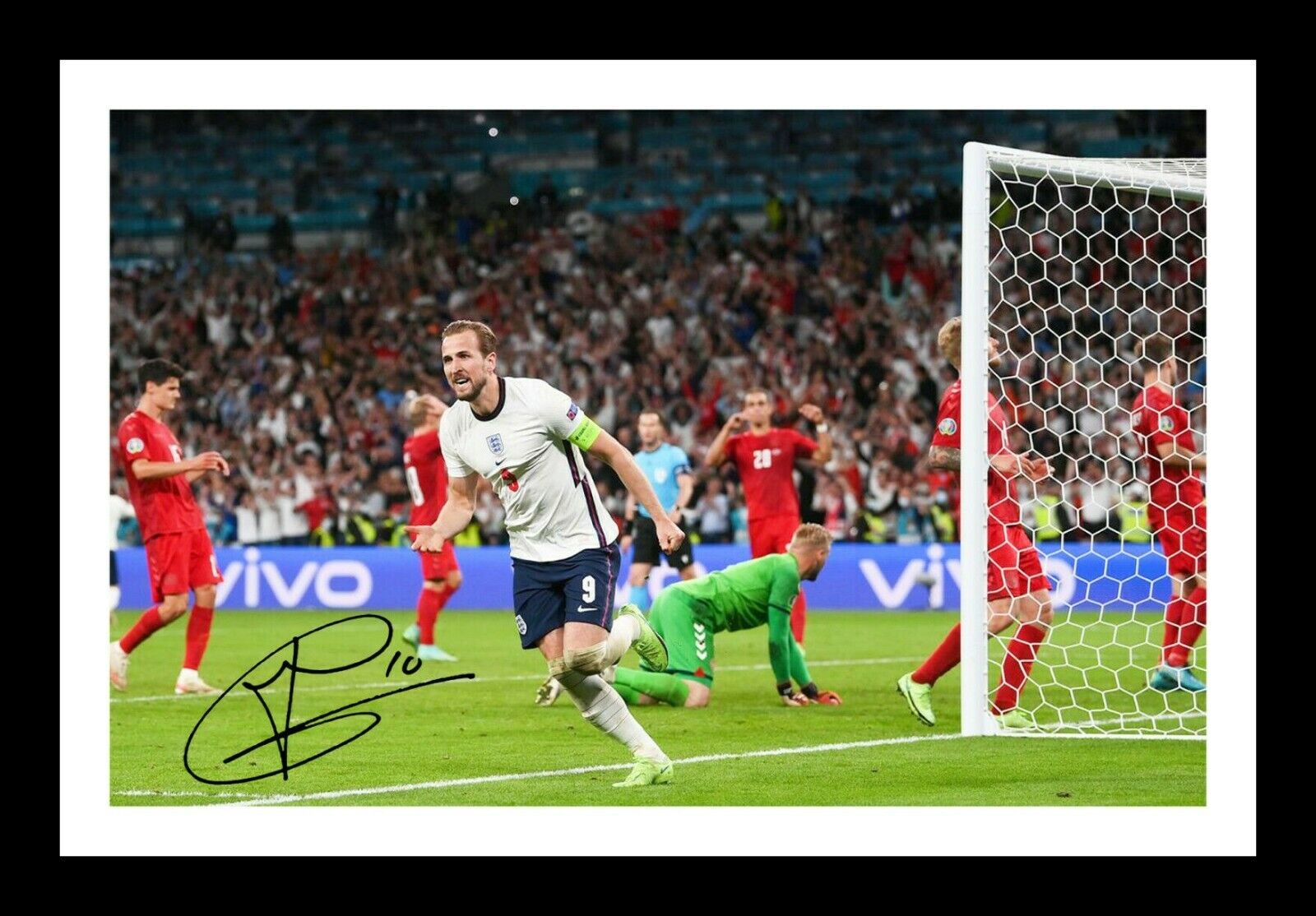 Harry Kane - England Euro 2020 2021 Autograph Signed & Framed Photo Poster painting