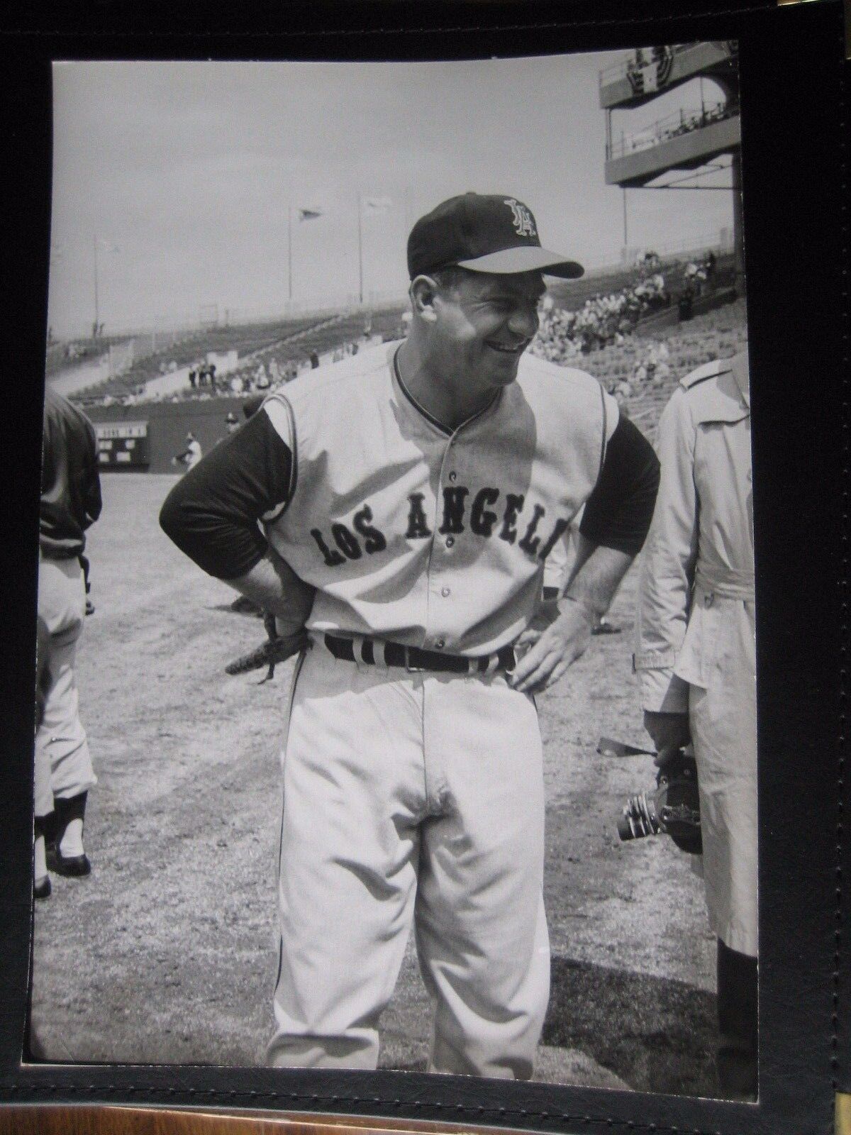 Ted Kluszewski 1961 OVER SIZED Sports Illustrated Press Photo Poster painting Los Angeles Angels