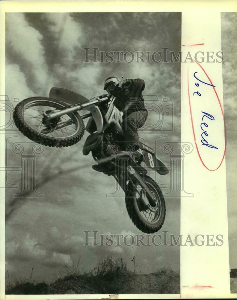 Press Photo Poster painting Motorcycle athlete Joe Reed - sas07280