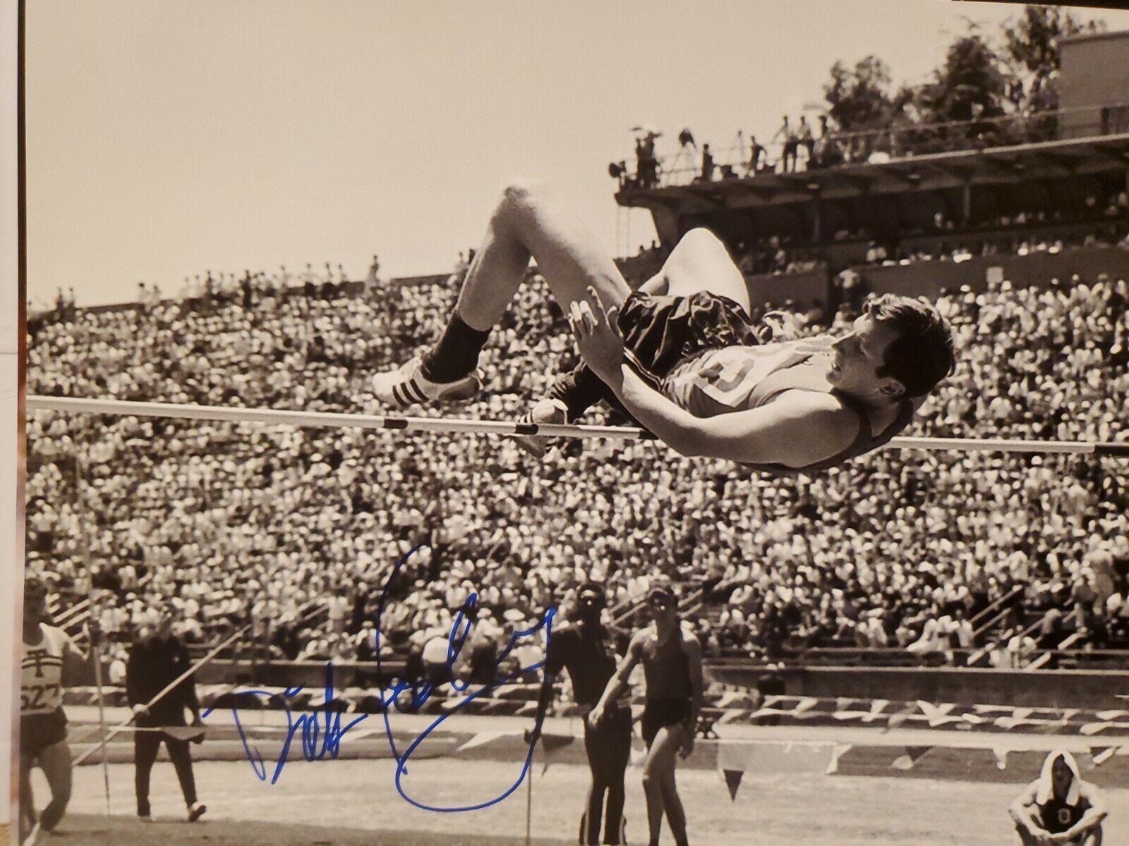 Dick Fosbury Signed 8X10 Photo Poster painting Autographed USA 1968 Olympic Gold Medalist