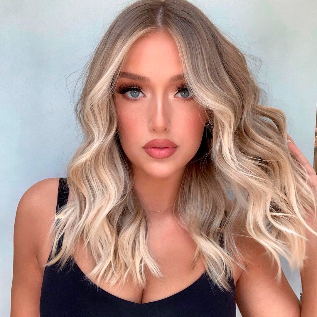 Zaesvini Hair®|Long  Wig Natural Wavy Wig with Middle Part Full Wigs for Women Natural Daily Use Zaesvini