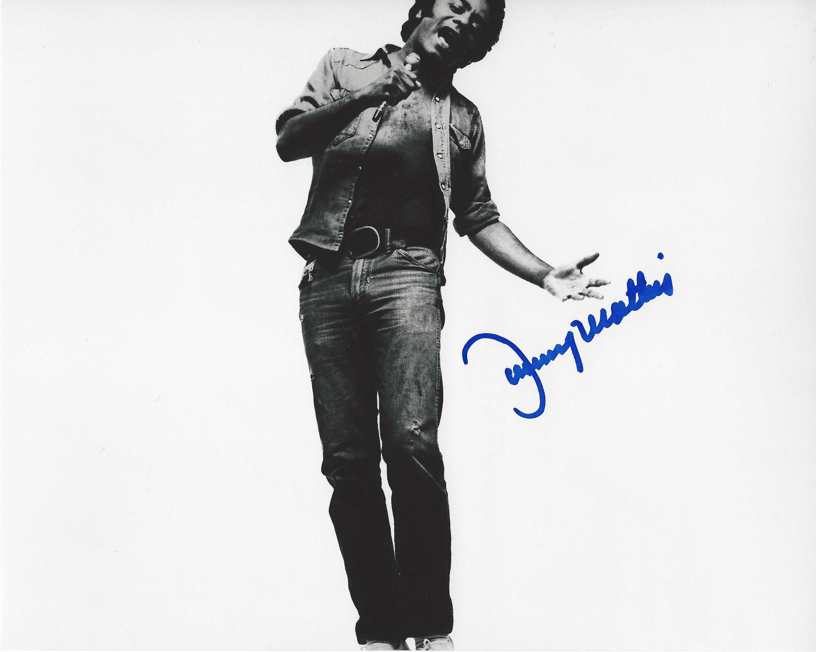 SINGER JOHNNY MATHIS SIGNED AUTHENTIC 8X10 Photo Poster painting L w/COA LEGENDARY CROONER PROOF