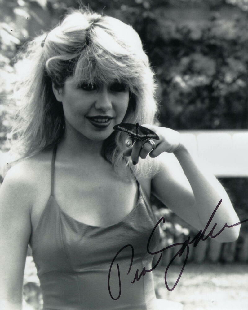 PIA ZADORA SIGNED AUTOGRAPH 8X10 Photo Poster painting - SEXY BUTTERFLY STAR, HOLLYWOOD, RARE