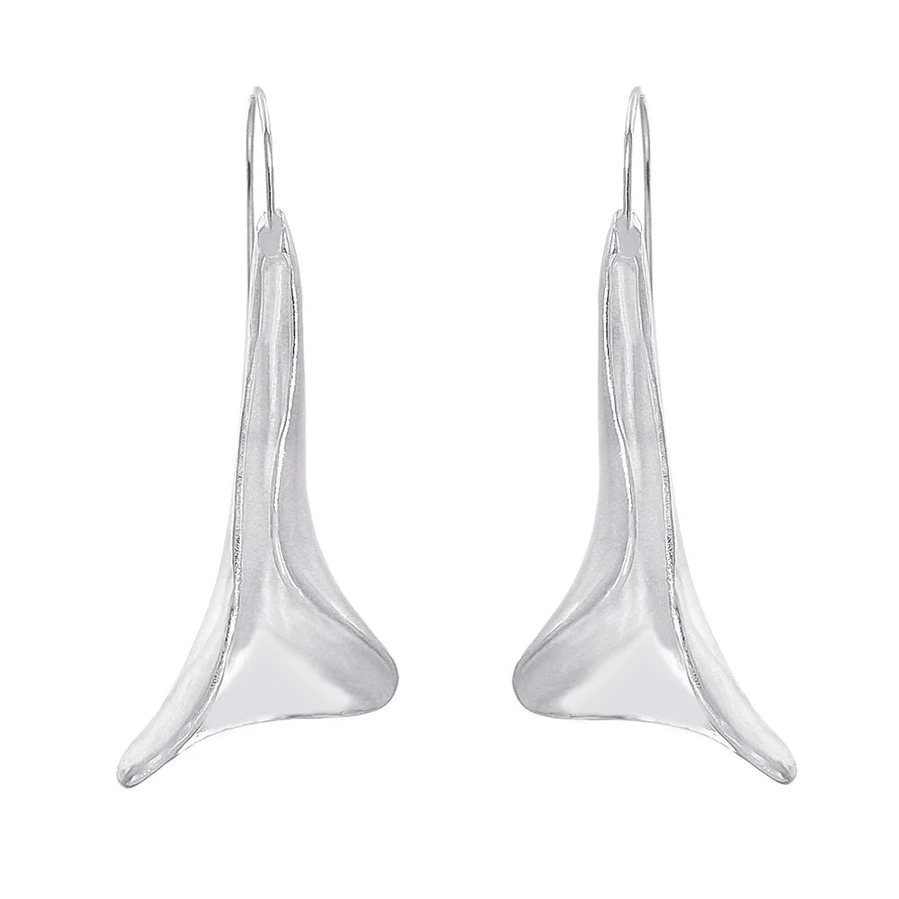 Dvacaman Golden Leaf Flower Earrings For Women Vintage Irregular Geometric Metal Long Drop Dangle Beetle Earrings Trendy Jewelry