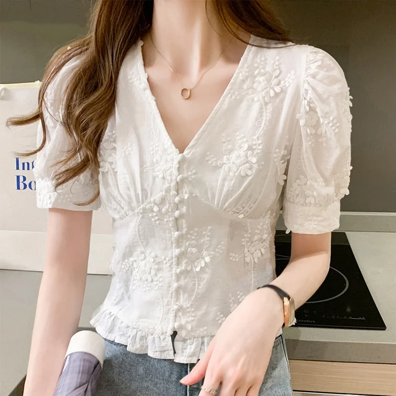2021 Fashion New Lady Casual Sweet Shirt Summer V-neck Puff Short Sleeve Lace Top Vintage Floral Slim Blouses Women Blusas 9778