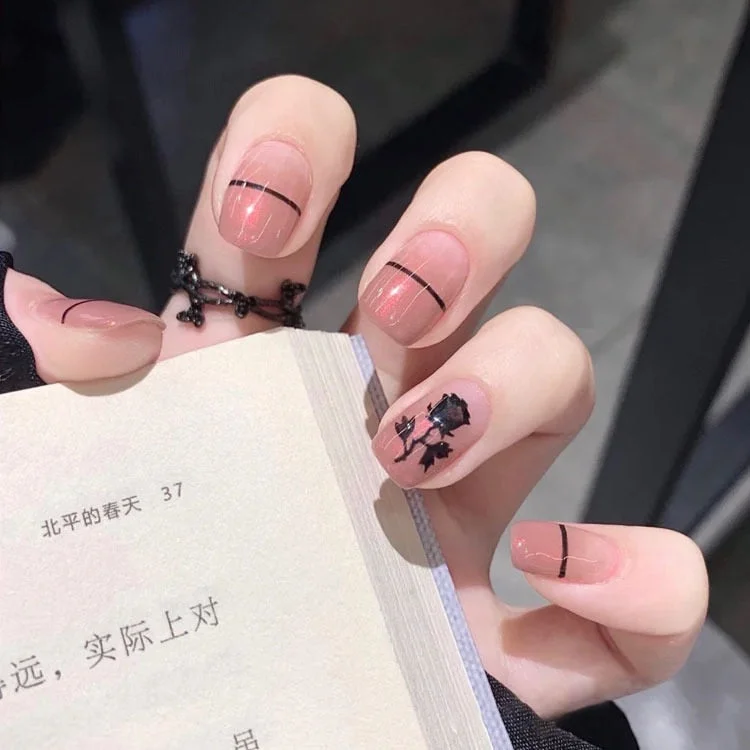 24 Pcs Fake Nails Art Nail Tips Press on False With Gule Full Cover Artificial Short Design Korean Kawaii Manicure Decoration
