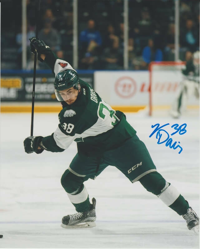 Kevin Davis Everett Silvertips Autographed 8x10 Photo Poster painting CFS COA