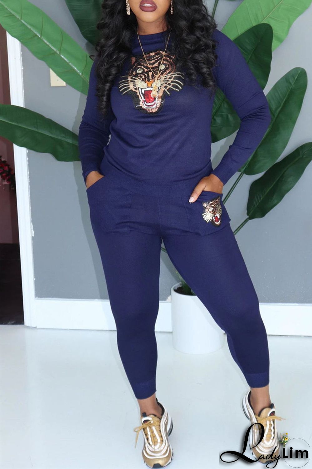 Black Fashion Casual Patchwork Sequins O Neck Long Sleeve Two Pieces