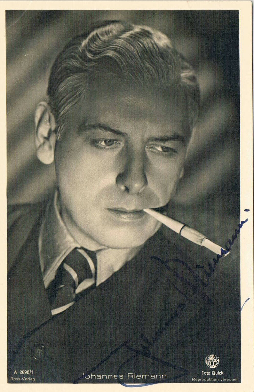 Johannes Riemann 1888-1959 autograph signed postcard Photo Poster painting 3.5x5.5 German actor