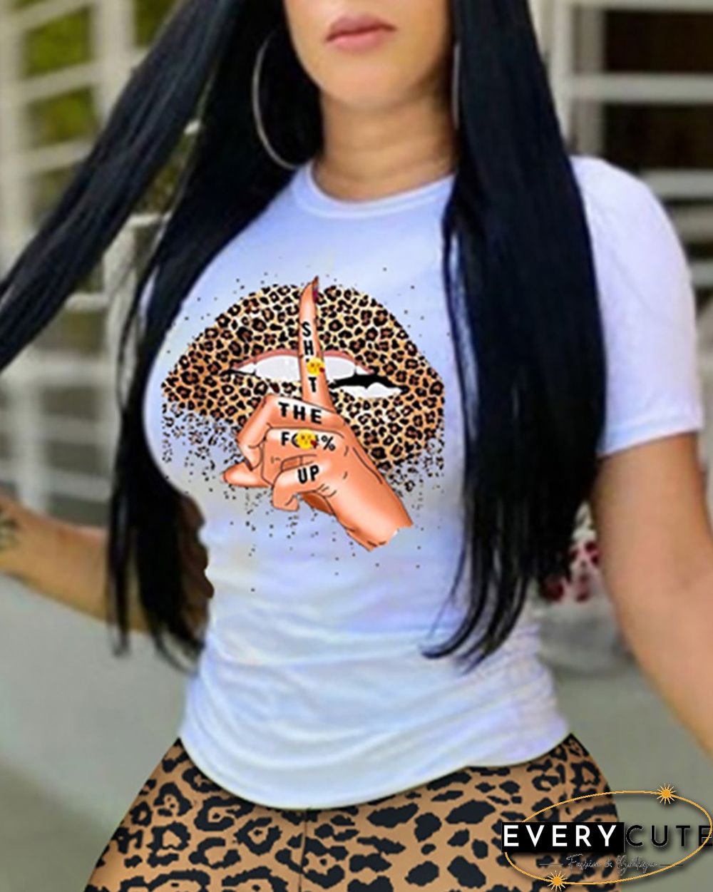 Slogan Lip Print Short Sleeve Top & Cheetah Print Shorts Set