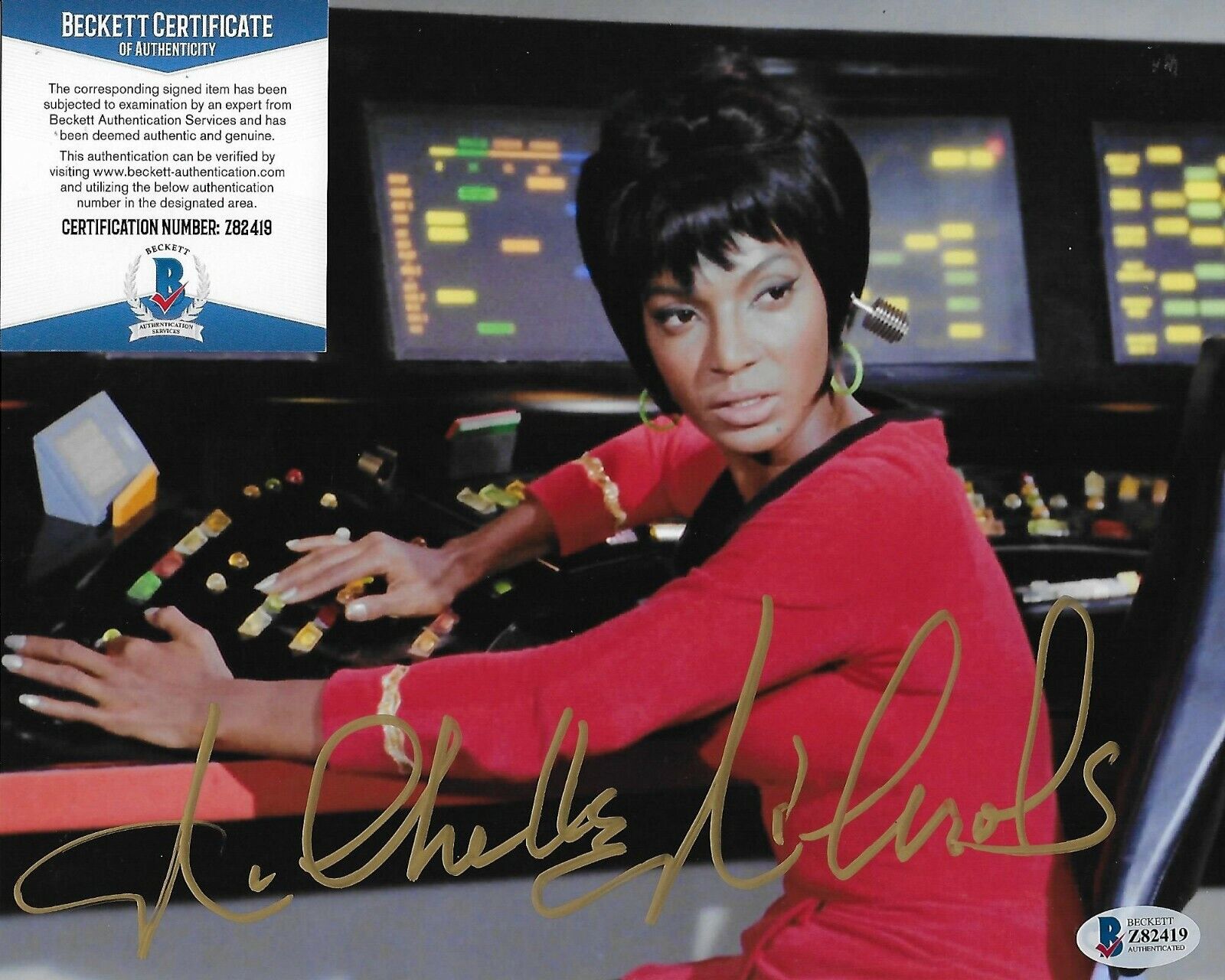 Nichelle Nichols Star Trek Original Autographed 8X10 Photo Poster painting w/Beckett COA 11