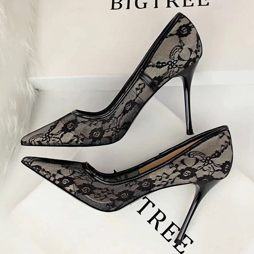 Breakj Breakj Large-Size Lace High-Heeled Women 2025 New Summer Lace Women's Sandals Tip Banquet Fine Heel Single Shoes