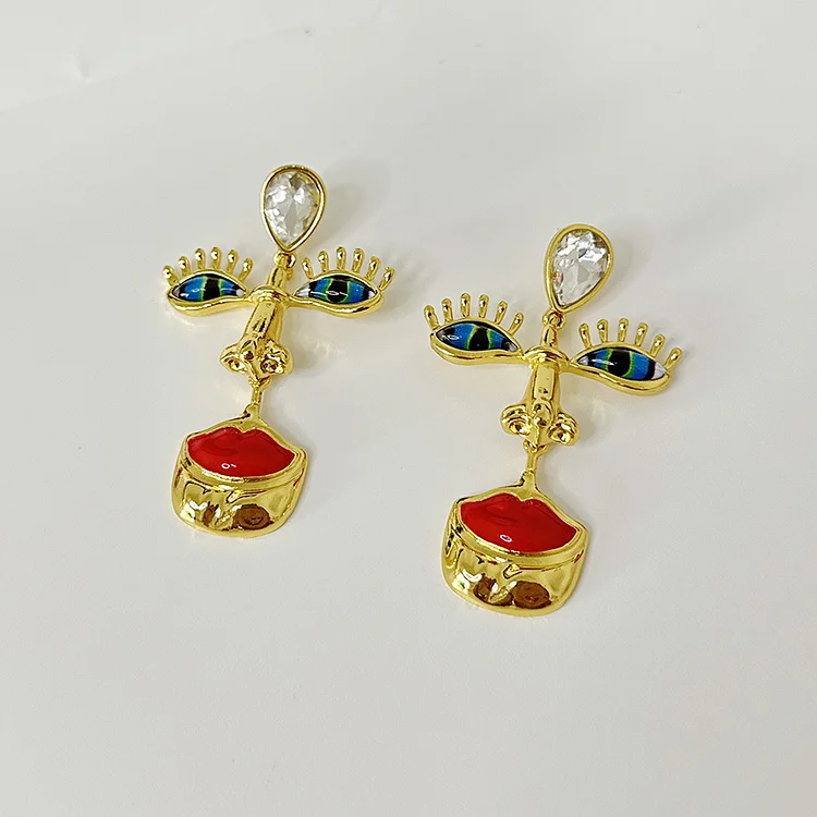 Minority Design Vintage Red Lip Nose Eye Pendant Necklace